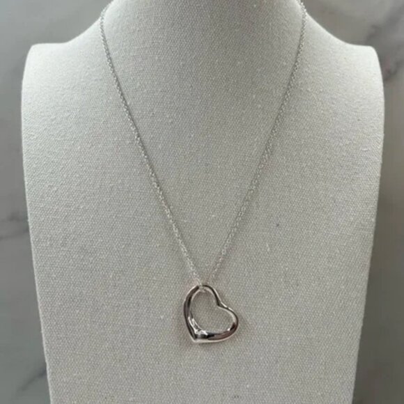 Tiffany & Co. Elsa Peretti Large Floating Heart Sterling Silver EUC - Picture 6 of 7